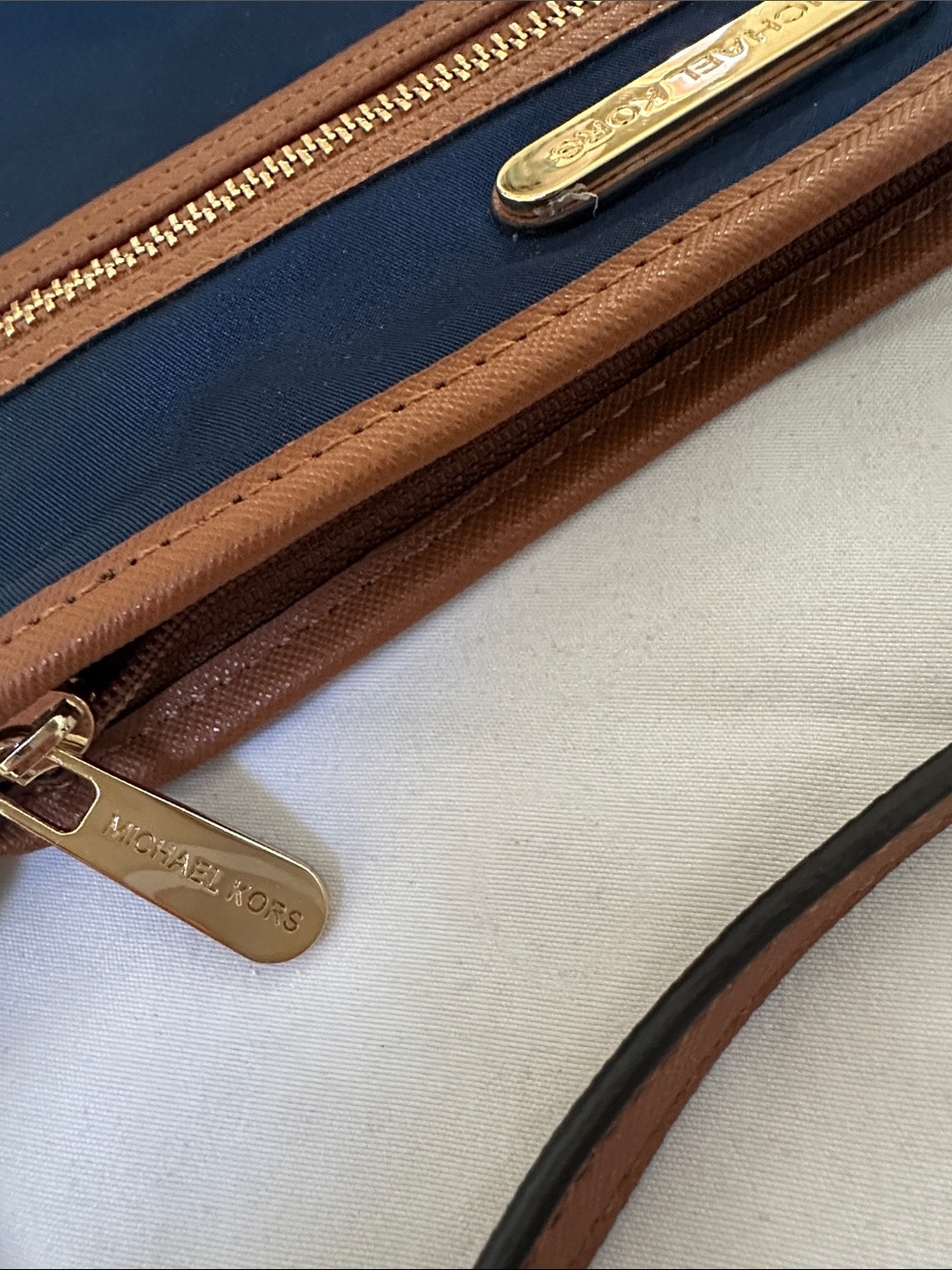 Michael Kors Navy and Tan Zip Wristlet - Picture 2 of 7